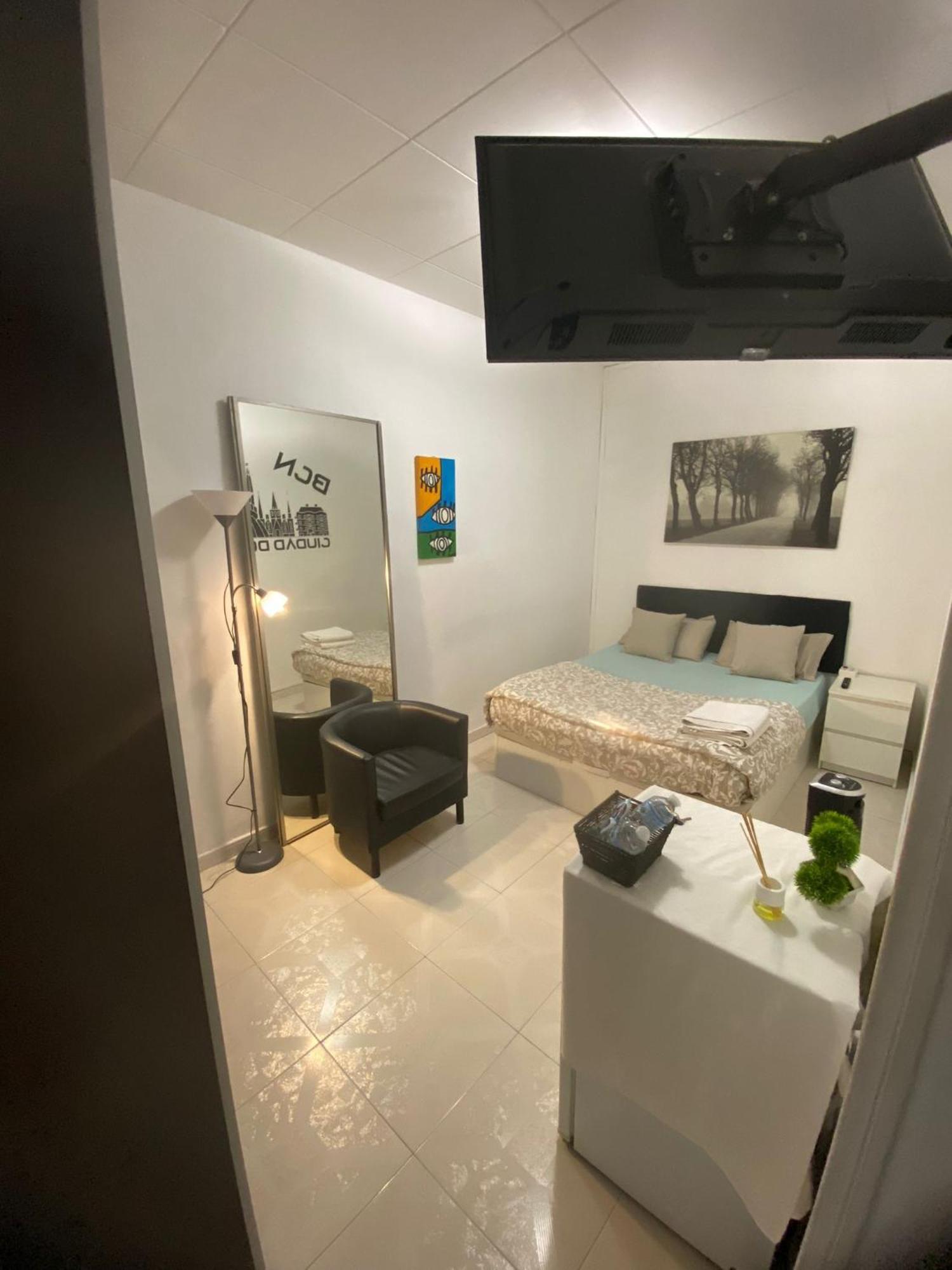 Hotel Habitacion En Centro De Barcelone Extérieur photo